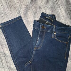 Simply Vera Vera Wang Women's Dark Wash Skinny Jeans‎ Size 6